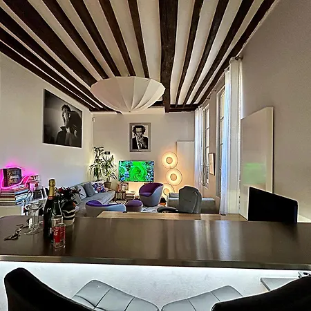 Lägenhet Superbe Et Inoubliable Le Marais Paris